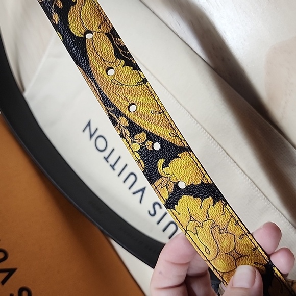 Versace La Medusa Leather Belt - Picture 6 of 13